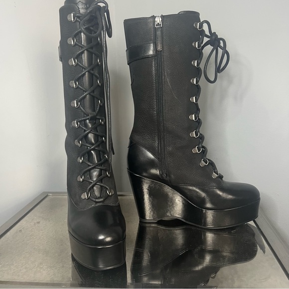 Harley-Davidson Shoes - NWOT Harley Davidson W9 Platform Leather Boots